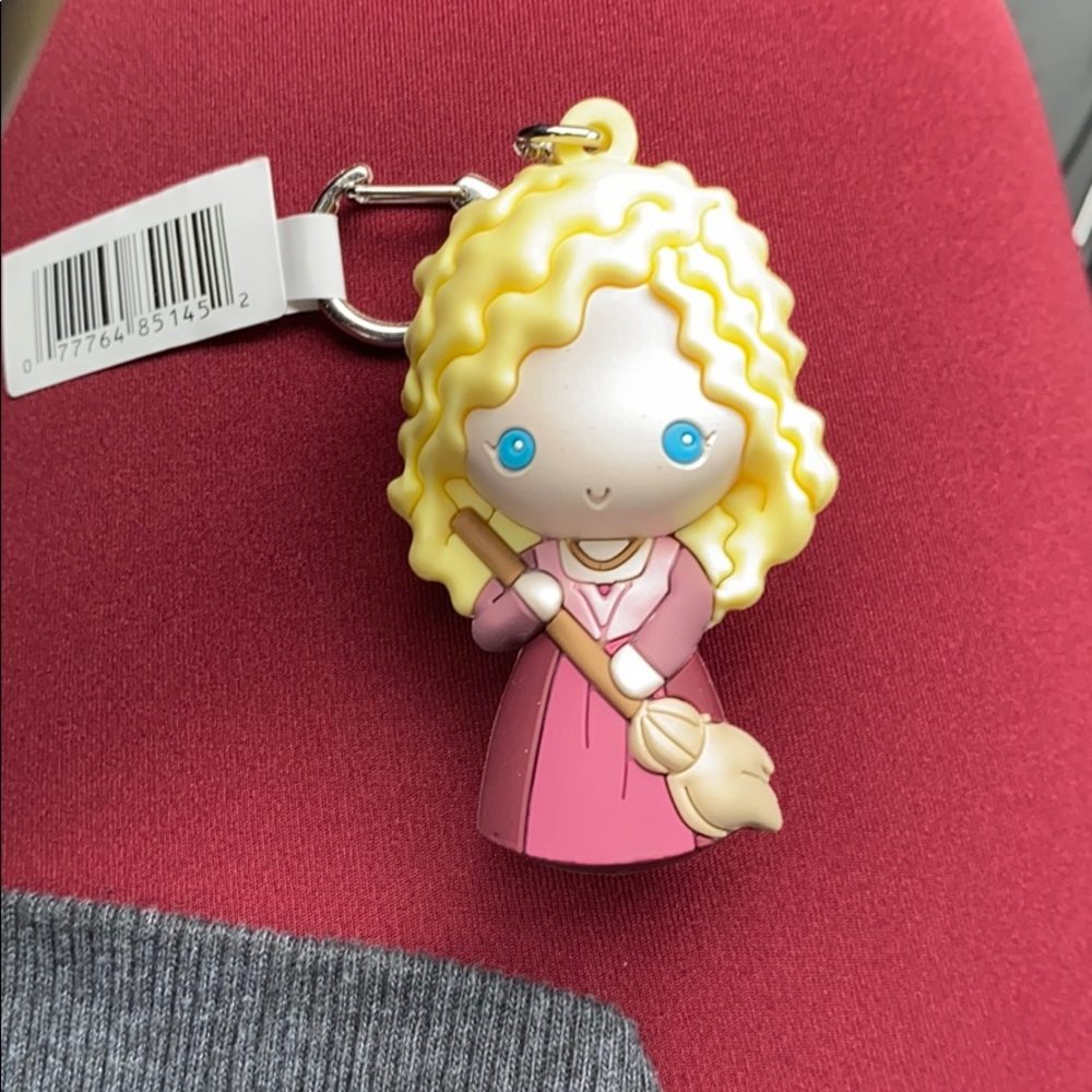 Hocus Pocus Sarah Sanderson Keychain Series 2